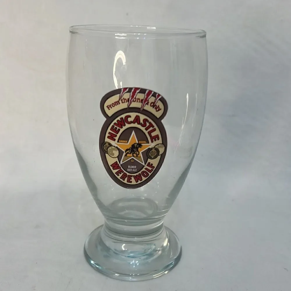 Newcastle Werewolf Beer Glass Blood Red Ale Drink Cool 14 Oz 6 In Tall 3 Round